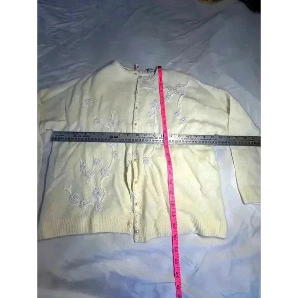 Beaded Vintage Cardigan - Picture 10 of 13